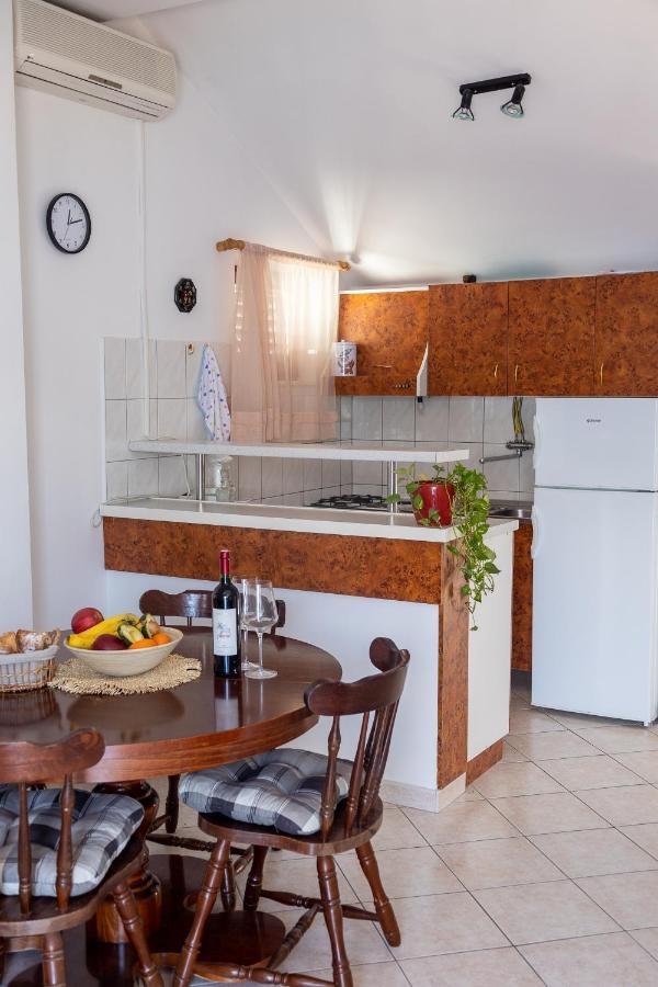 Apartment Sea Dance, コルチュラ エクステリア 写真